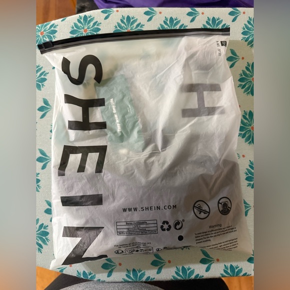 SHEIN Bike Shorts - Picture 5 of 5